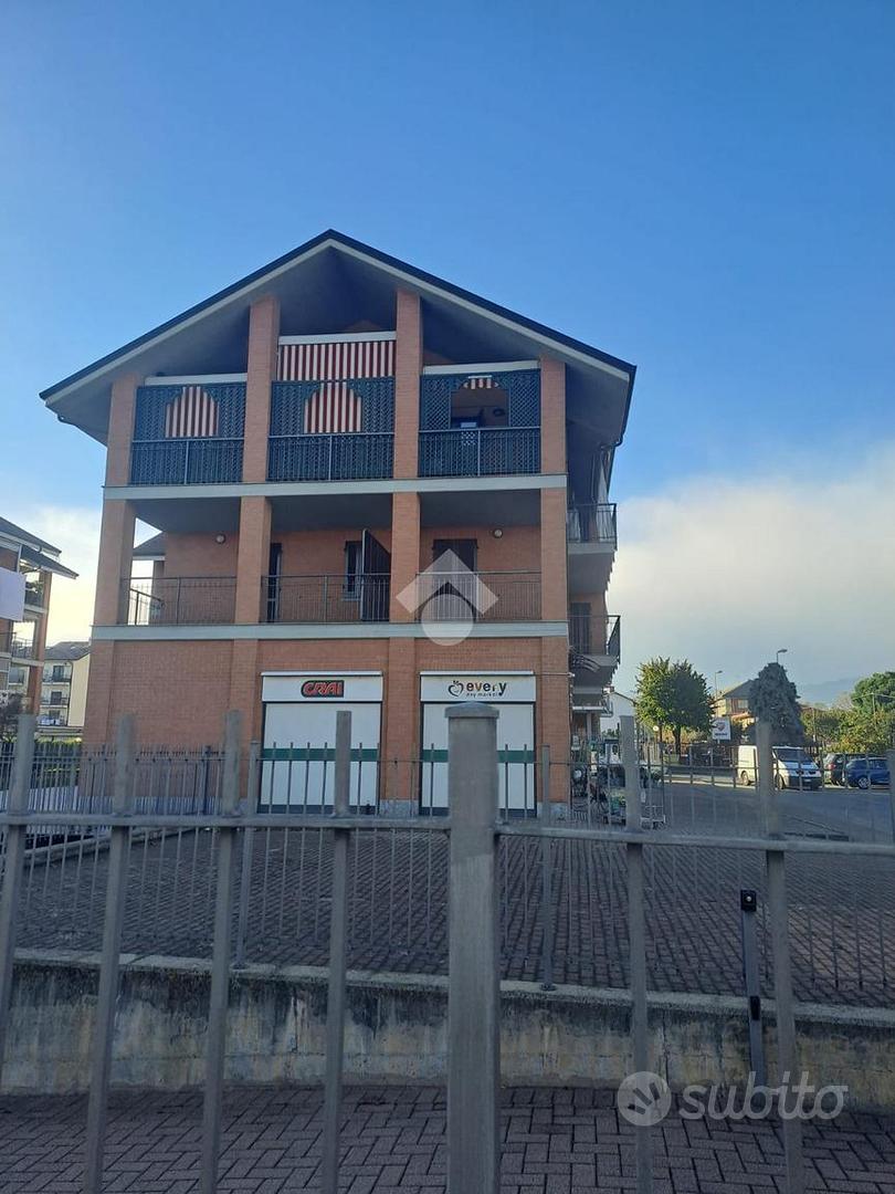 Apartment in Ciriè, Località Battitore - Altro