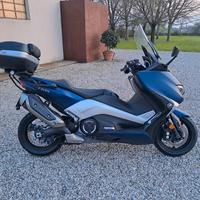Yamaha T MAX 530