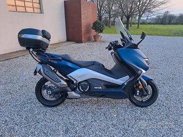 Yamaha T MAX 530