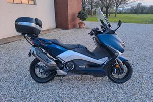 Yamaha T MAX 530