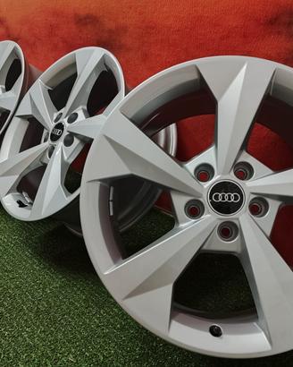 Cerchi Audi A3 8Y S3 Originali 8Jx18 ET46 5x112