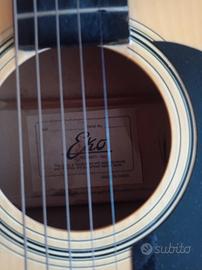 Chitarra acustica Eko 