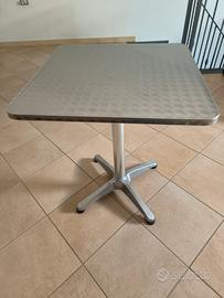 Tavolo a colonna  in alluminio antiruggine 