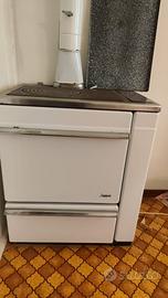 CUCINA ECONOMICA/ STUFA