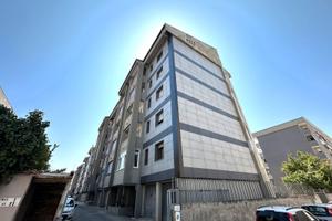 Quadrivano con box auto in zona Latte Dolce