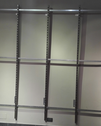 Arredamento negozio abbigliamento