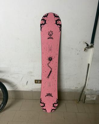 Snowboard CAPITA Dark Horse 156 (2027)