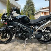 Triumph speed triple 2010
