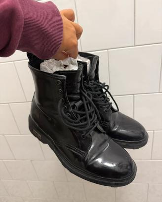 Scarpe cult neri
