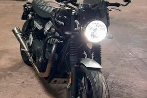 TRIUMPH SPEED TWIN 1200