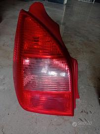 CITROEN C2  H4 Fanale Posteriore Sinistro