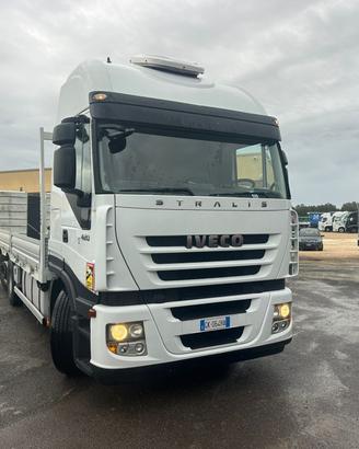 Stralis 420 carrellone con rampe, ACCETTO PERMUTA