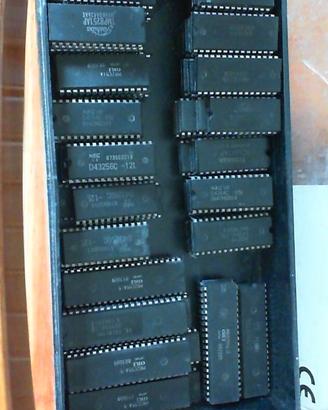 200+ pezzi Commodore, Amiga, zx Spectrum ,zi log