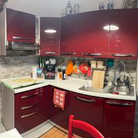 Cucina completa di elettrodomestici