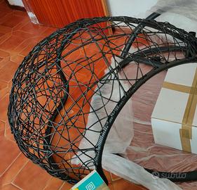 Poltrona pensile da giardino