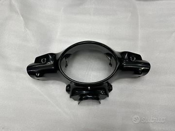 Coprimanubrio anteriore grezzo Aprilia Scarabeo 50