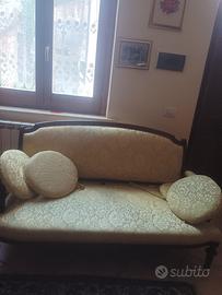 Divano antiquariato