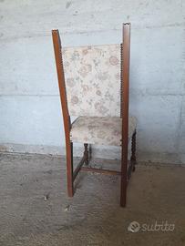 Sedia vintage in legno