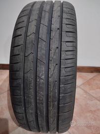 4 pneumatici HANKOOK 21545R1889V