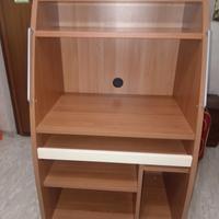 scrivania multiuso o porta computer