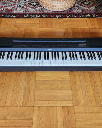 Yamaha P-255 Digital Piano – €500