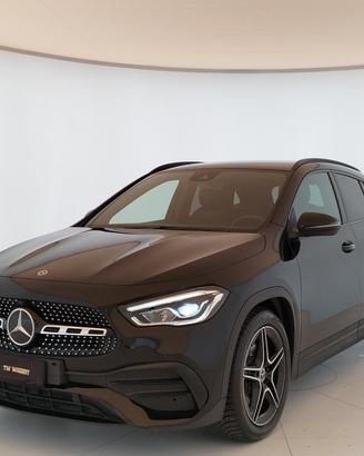 Mercedes-Benz GLA 180d Premium auto