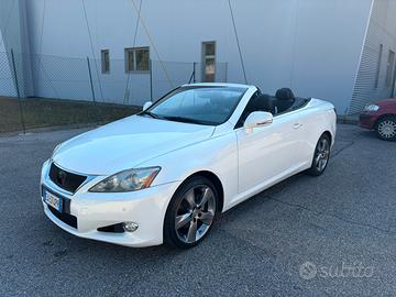 Lexus IS250C Bianco perla