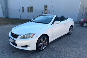 Lexus IS250C Bianco perla