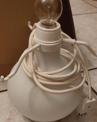Due lampade da tavolo/comodino in vetro opalino