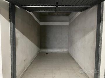 Garage di 10 mq zona Pitz'e Serra