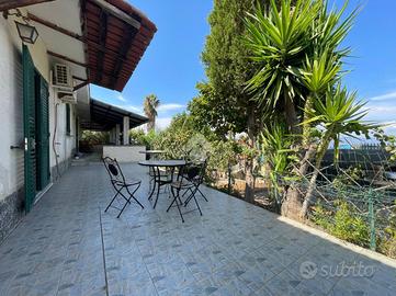 VILLA SINGOLA A REGGIO DI CALABRIA