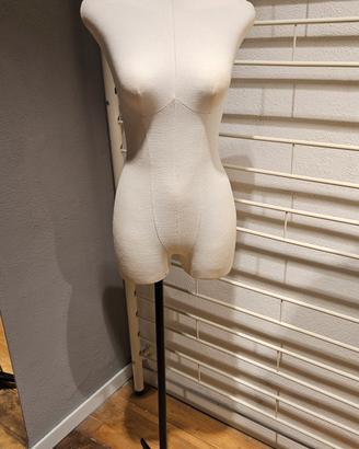manichino espositivo donna