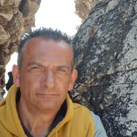 Badante uomo acconpagnatore