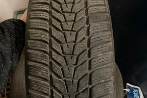 Gomme invernali Hankook 235/60/R18