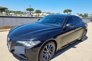 Alfa Romeo Giulia 2.2 Diesel 160 CV Rosso Edizione