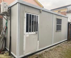 Container