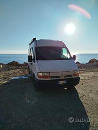 Camper puro costruito artigianalmente