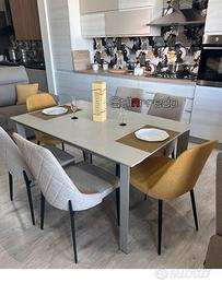 Tavoli e sedie pronta consegna