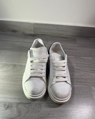 Sneakers Alexander McQueen Oversized Bianche ⚫