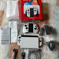 Nintendo switch oled perfetta piu accessori