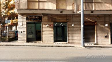 LOCALE COMMERCIALE mq 43 AVELLINO