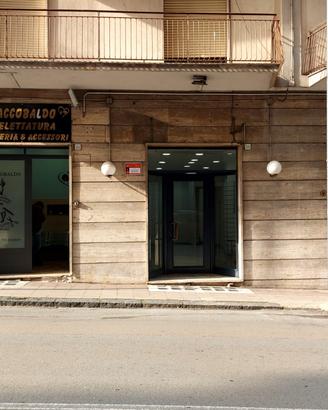 LOCALE COMMERCIALE mq 43 AVELLINO
