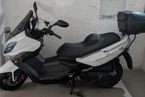 Kymco Xciting R 300