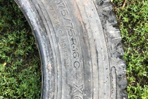 set pneumatici per furgone/camper