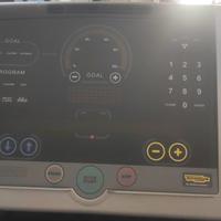 attrezzatura palestra professionale