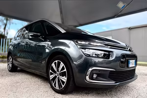 Citroen Grand C4 1.6(120CV) 7 POSTI