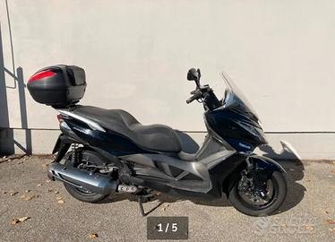 Kawasaki J300 - 2017