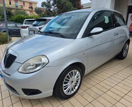 Lancia Ypsilon 1.2 Argento