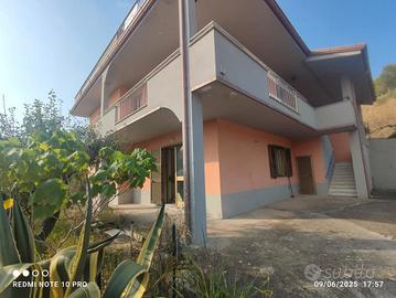 Appartamento al piano con ingresso indipendente