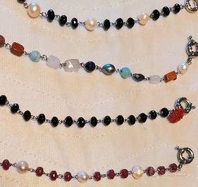 BRACCIALI DI PERLINE COLORATE VINTAGE